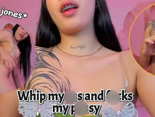 Schlag mir in den Arsch und fick meine heiße Muschi