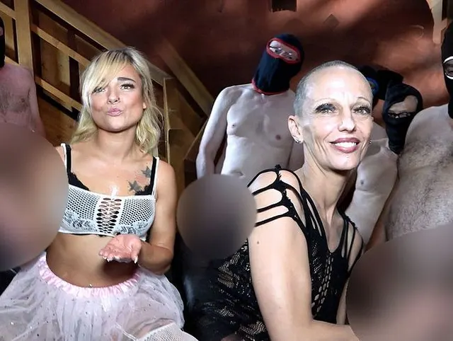 TEENY VS. GRANNY - Hardcore weggewurstet! Creampie GangBang DELUXE