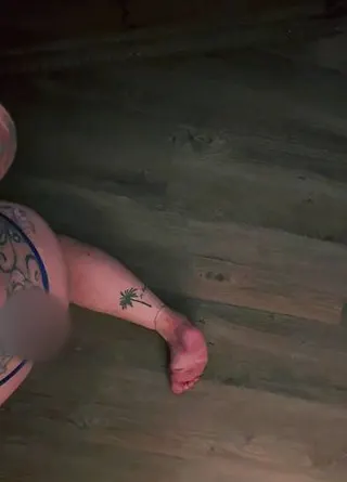 Heißer geiler Blow-Job mit HappyEnd