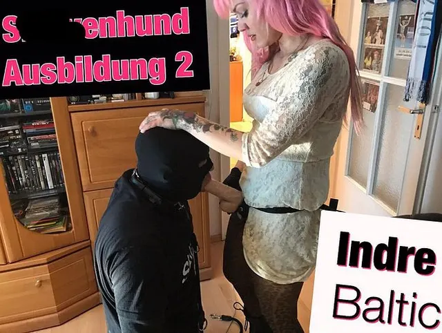 Sklavenhund Ausbildung 1 (Strapon.