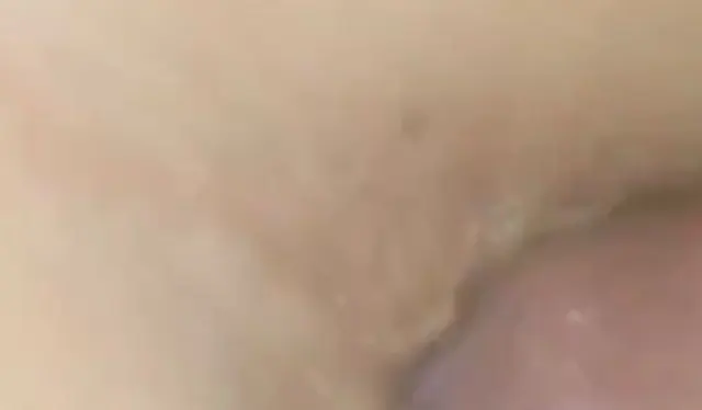 Behaarter Pimmel fickt dreckige Pia Anal (ohne ton)