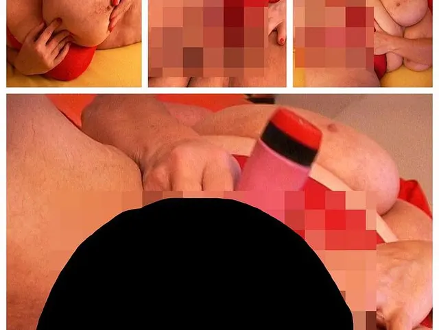 Dildo und Höschen