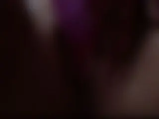 Ich verwöhne miene kleine nasse fotze