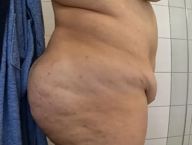 Snowbunny twerk tease - mit Analplug