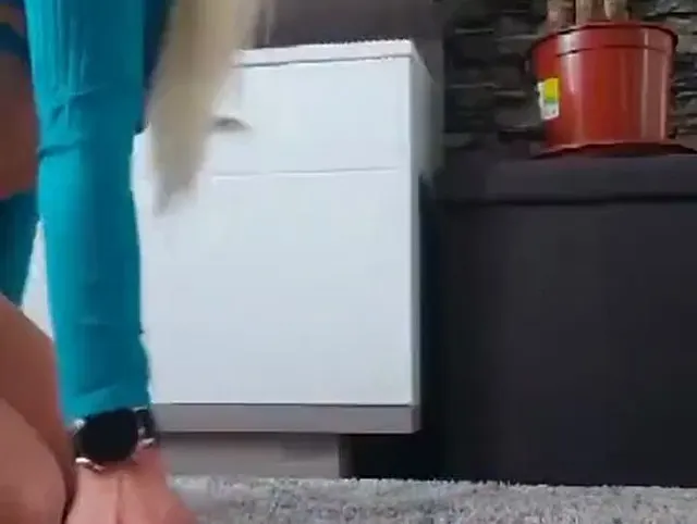 splashing into cups