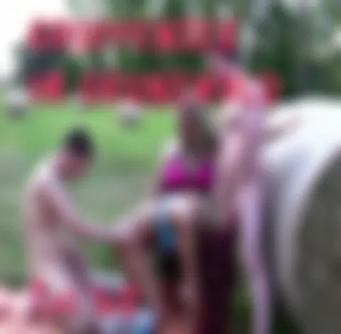 GRUPPENSEX IM GRUNEWALD - T1v2