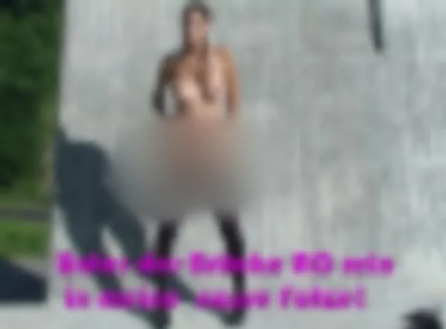 Unter der Brücke AO rein in meine nasse Fotze!