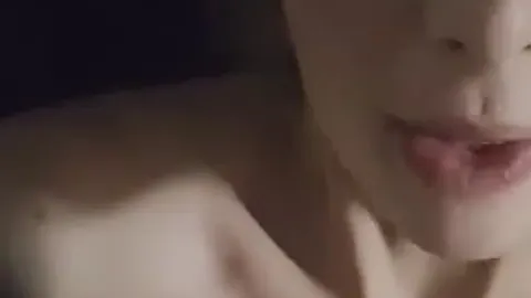 Er spritzt mir in den Mund