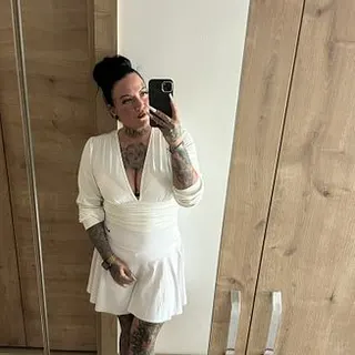 Profilbild von Mrs Inked98
