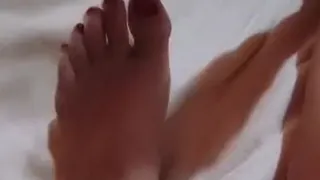 Ich ziehe meine Nylons aus