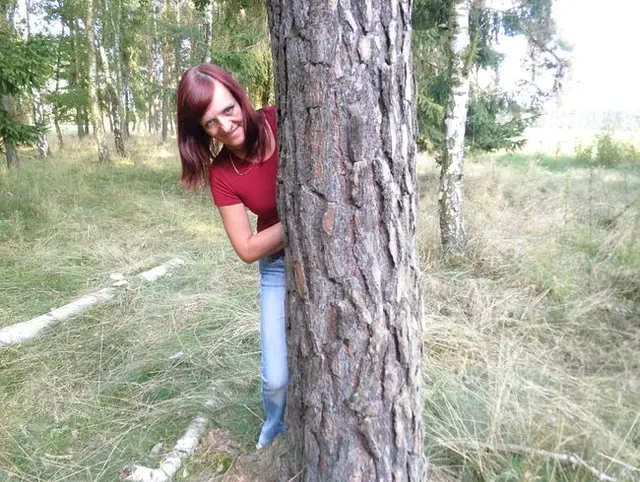 Ich warte in Wald auf dich...
