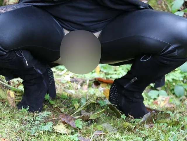 Selbstbefriedigung im Wald