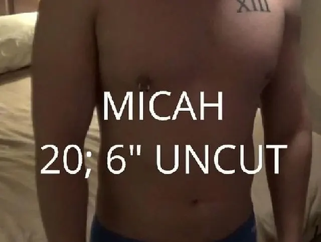 Micah: Gerade College-Schwimmer