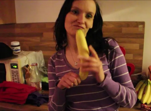 Votze und Banane...da geht was