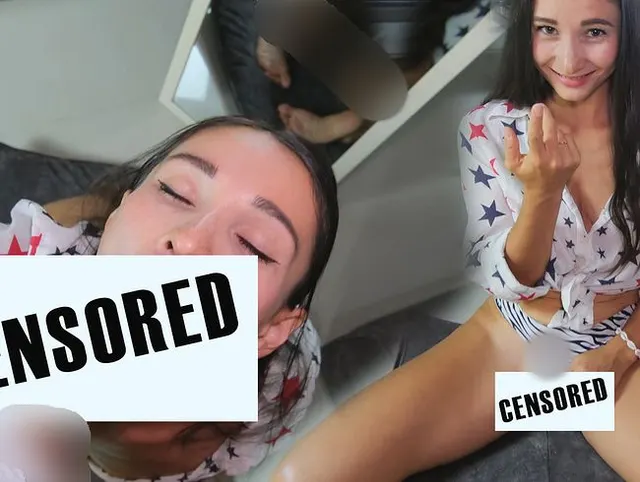 Leidenschaftlicher tiefer POV-Blowjob mit tiefem Saugen und Gesichts-Cumshot