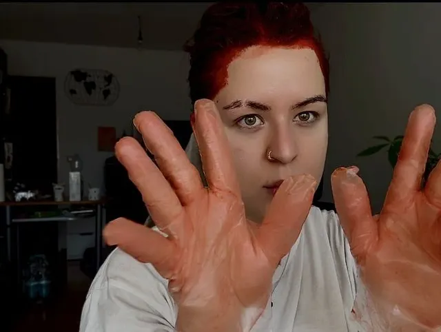 Hair Dye Fetish: Gehirnwäsche und Kontrolle durch meine hypnotische Haarfärbung