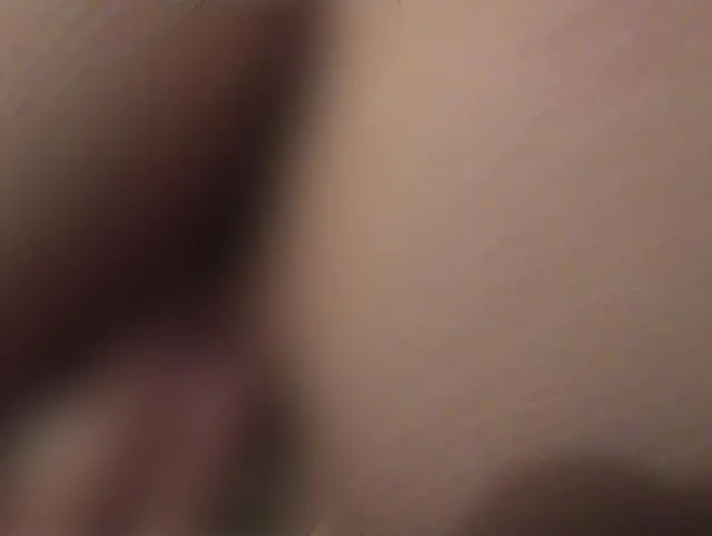Er nimmt mich von hinten im Hotelzimmer und fingert meine Pussy