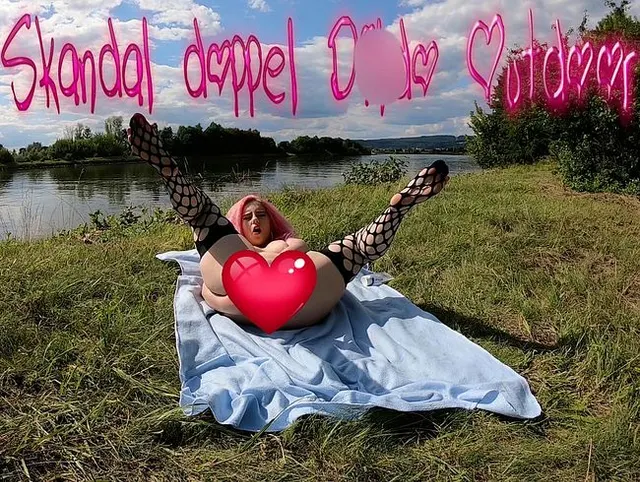 Skandal Doppel Dildo Outdoor