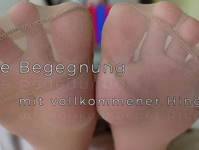 Nylonfüße - Eine Begegnung mit vollkommener Hingabe!