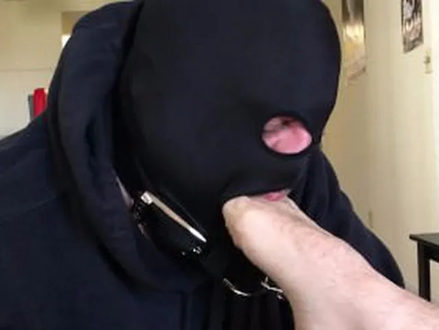 SWEATY JOCK FEET WORSHIPPED BY MASKED BITCH SLAVE