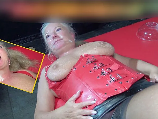 Mein XXL BlowJob-Bukkake und Sperma schluck Event in einem Pornokino in Bayern! Teil 9