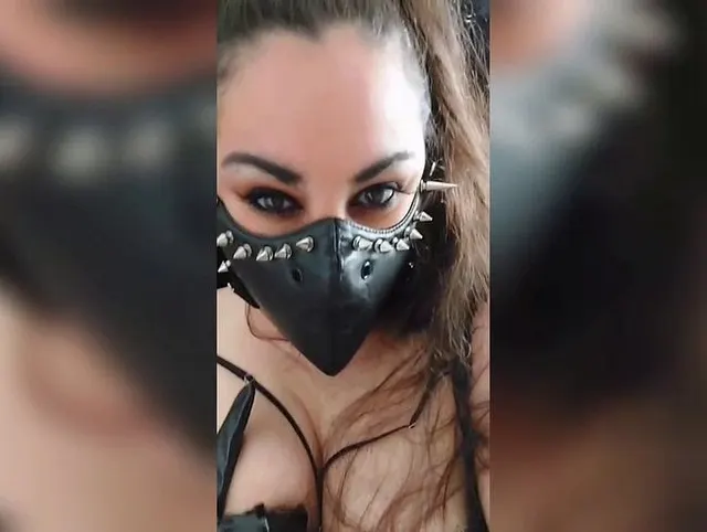 Leder Stachelmaske Dirtytalk